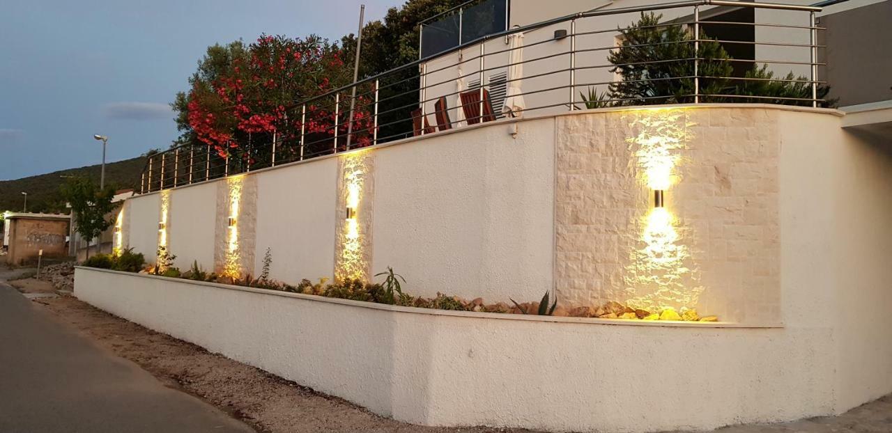 Luxury Apartment Korcula - Villa Sunny Days Екстериор снимка