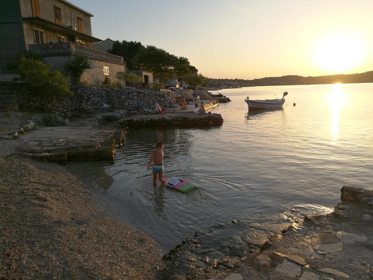 Luxury Apartment Korcula - Villa Sunny Days Екстериор снимка